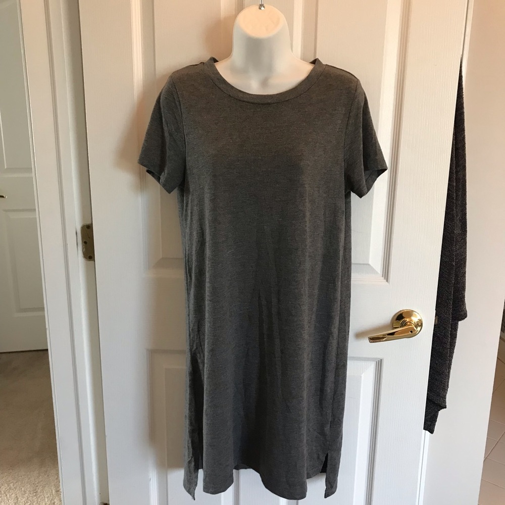 2/$12🔥 Mossimo Gray T-Shirt Dress, Medium